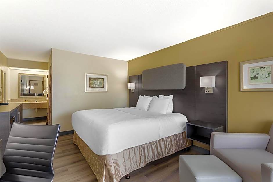 Best Western Plus Madison-Huntsville