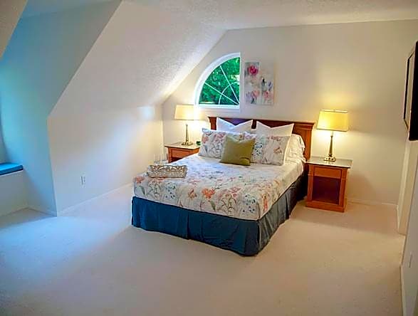 The Inlet Bed & Breakfast