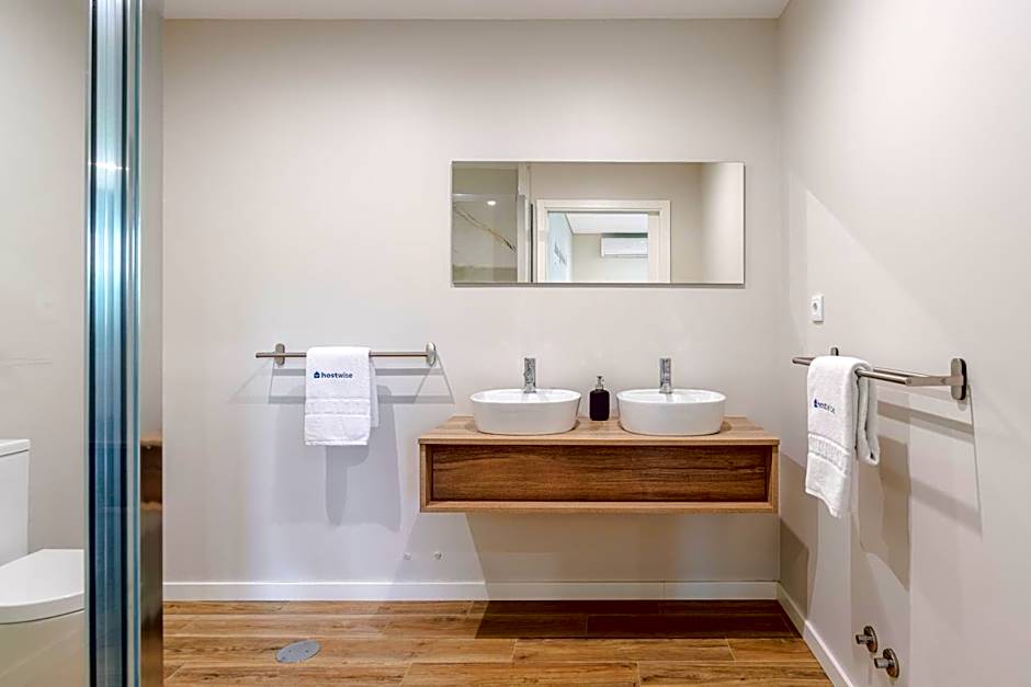 Ladeira Suites, a Douro Retreat by HostWise