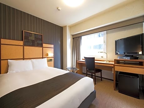 Double Room-Smoking (For heated tobacco products only)