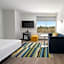 Aloft Houston Shenandoah