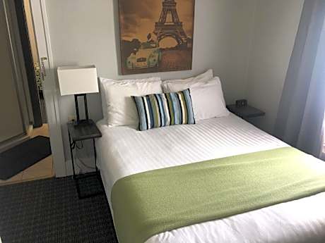 Quadruple Room with Shower