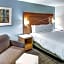 DoubleTree by Hilton Milwaukee Downtown