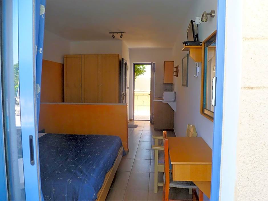 Paraschos Studios Kos