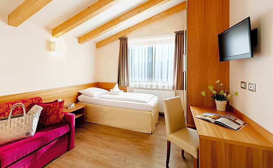 Astor Hotel