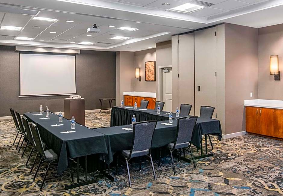 Residence Inn by Marriott Phoenix Glendale Sports & Entertainment District