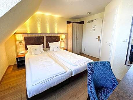 Double Room with Lake View