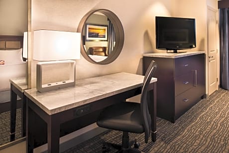 2 Double Beds Communications Accessible