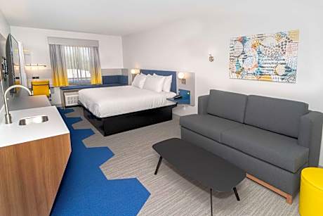 Microtel Inn & Suites by Wyndham Newark NY