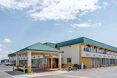 Howard Johnson by Wyndham Gillette