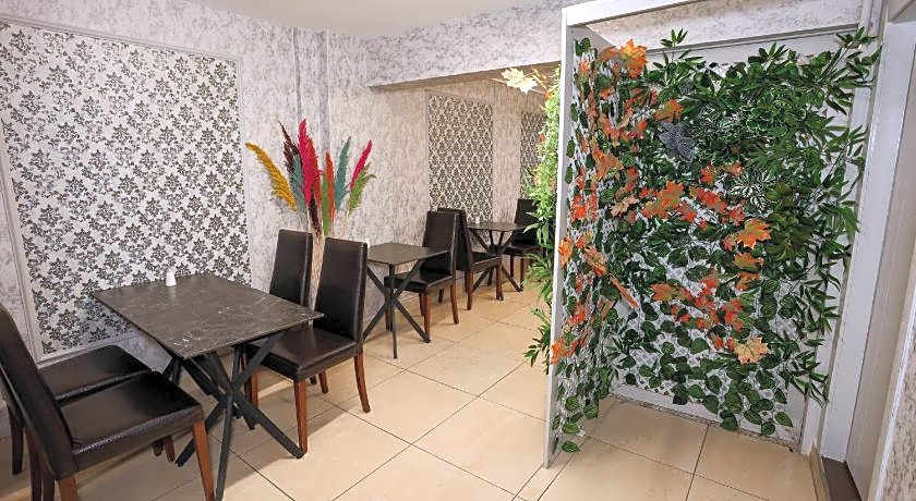 Cumbali Luxury Boutique Hotel