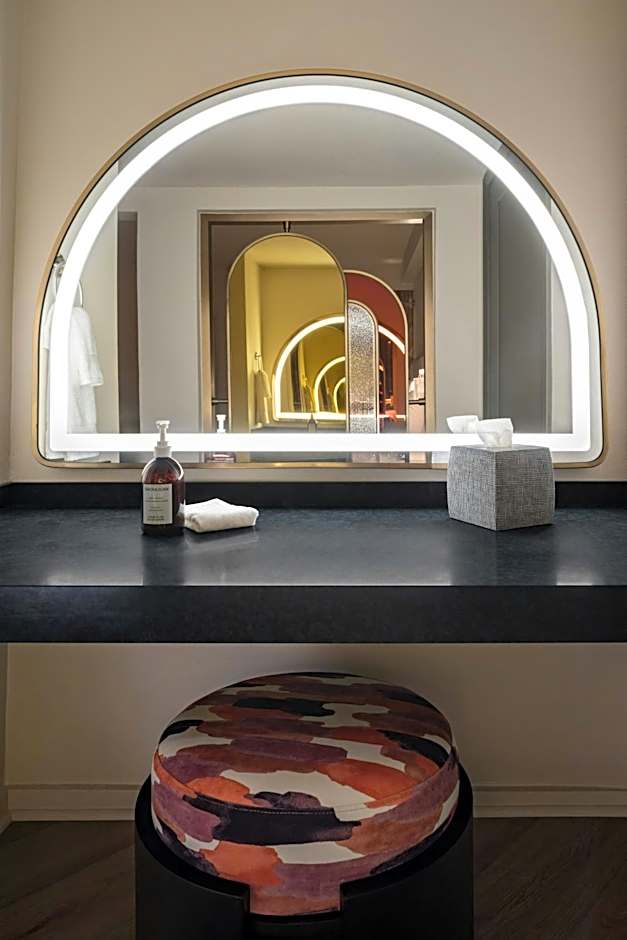 The Luce, St. Pete Beach, a Tribute Portfolio Hotel