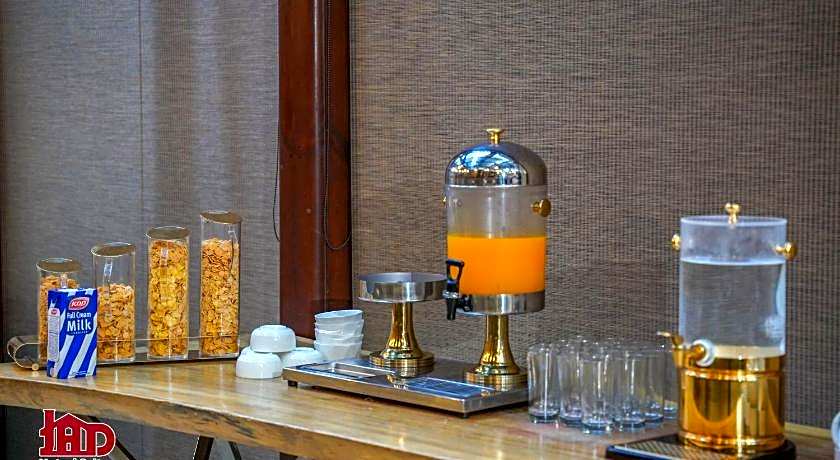 Jad Hotel Suites