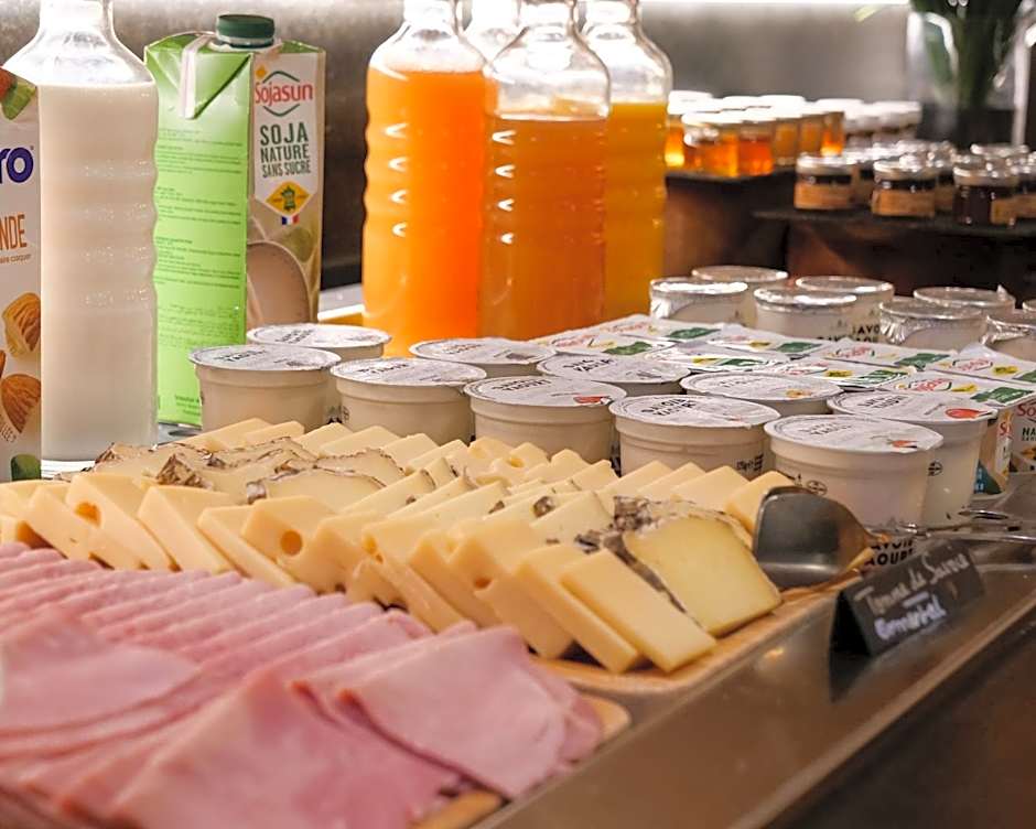 Plan B Hotel - Living Chamonix