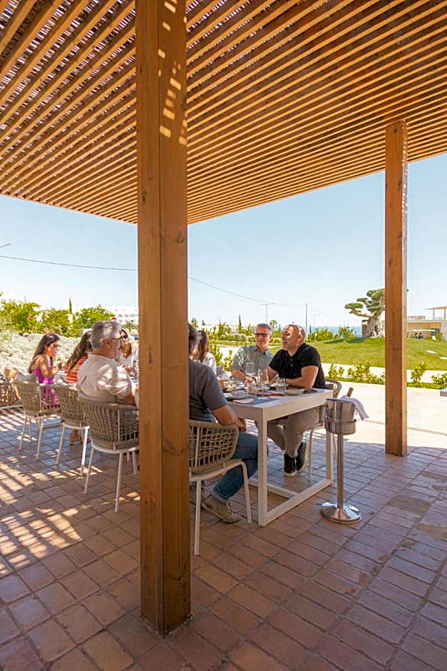 White Shell Beach Villas