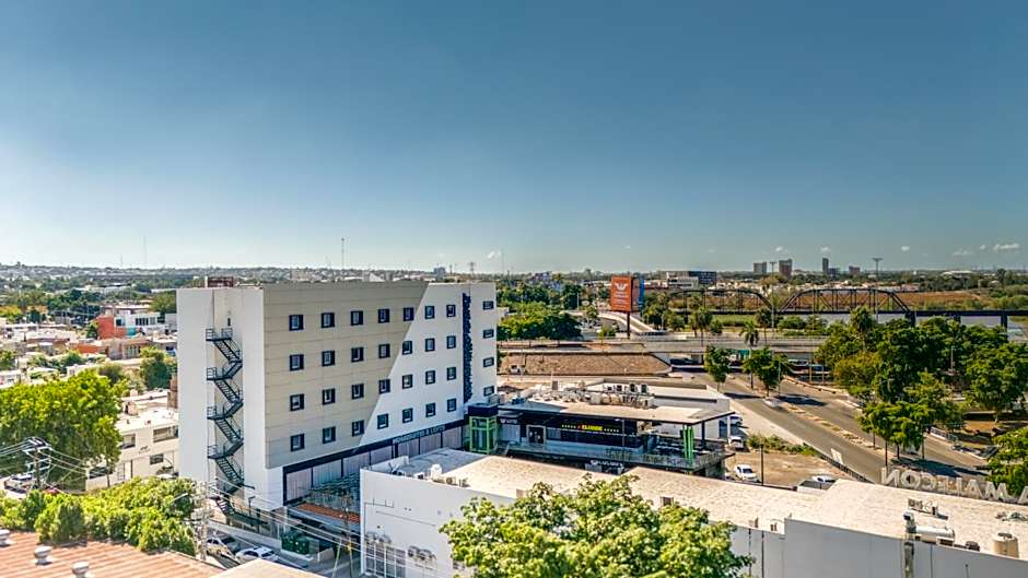 Homesuites Malecon