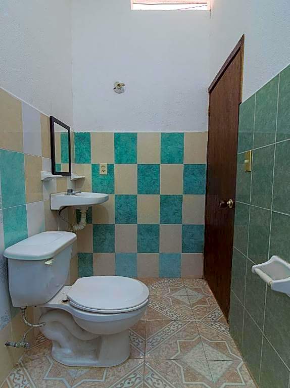 OYO Hotel Posada Los Faroles,Tabasco