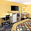 Super 8 by Wyndham Vandalia/Dayton International Airport