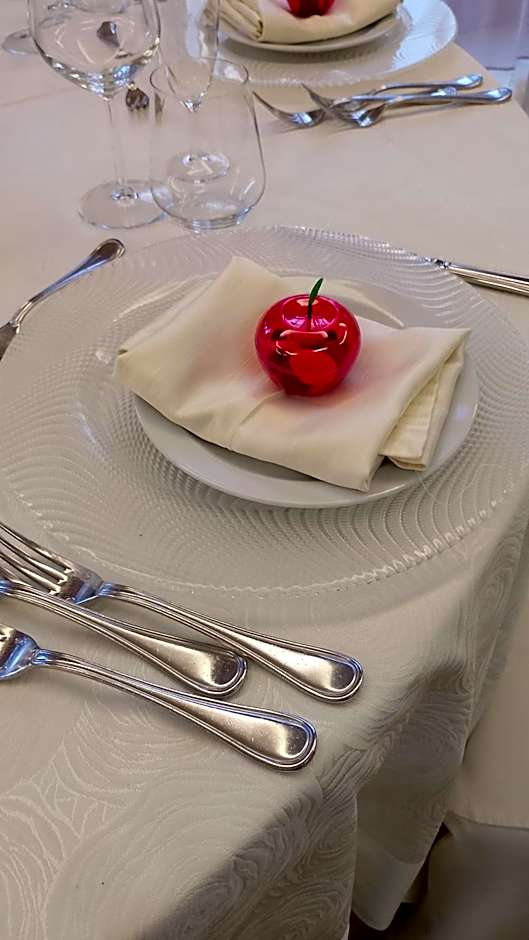 Sammartano Hotels