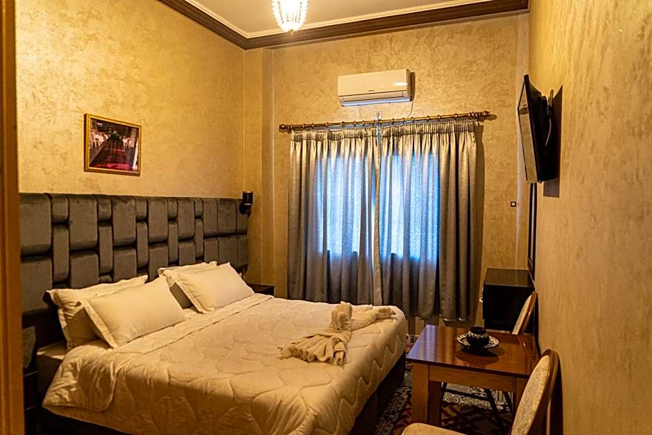 HOTEL LA VALLEE DES KASBAHS CHEZ ILYAS