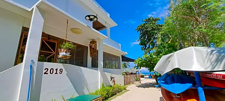 In Dai Aquasports and Beach Resort