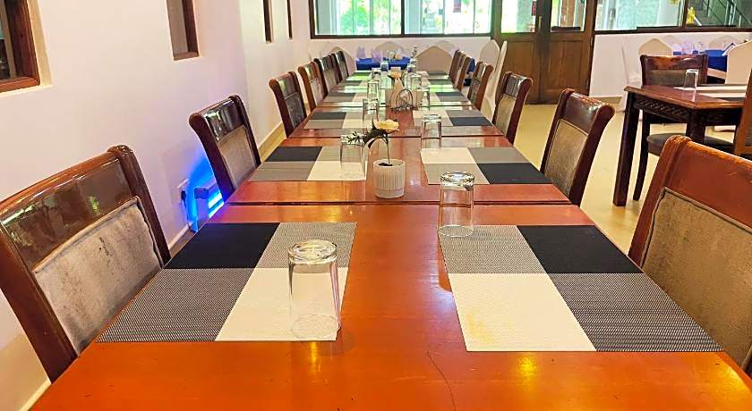 Tilko Jaffna City Hotel