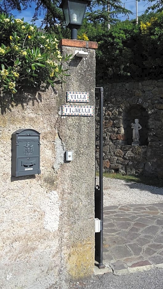 Bed&Breakfast "Fiorella" sul Lago