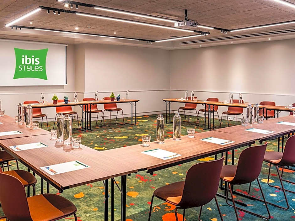 Ibis Styles Barcelona Sant Joan Despi