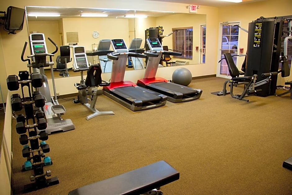 Candlewood Suites Champaign-Urbana University Area, an IHG Hotel