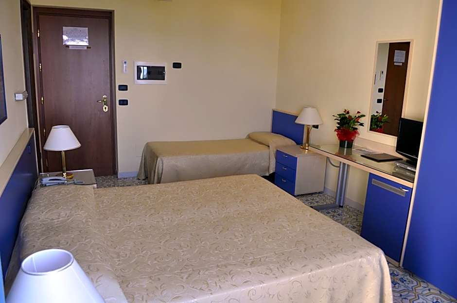 Hotel La Playa