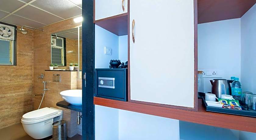 StayBird - B Suite Business Hotel 