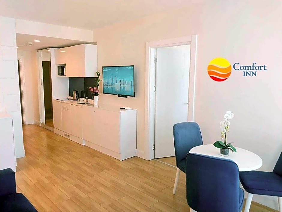 Comfort Inn ☆ Orbi City