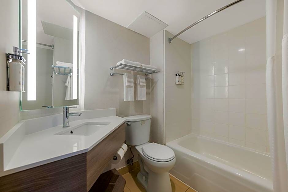 Holiday Inn Express Hotels- Hampton By IHG