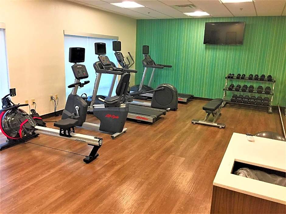 Holiday Inn Express & Suites Danville By IHG