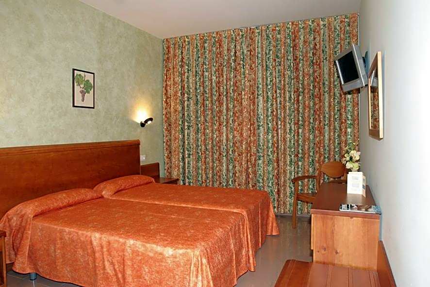 Hotel Fonda Neus