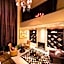 Phoenix Hotel by HHG