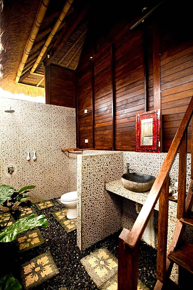 Sunset Coin Lembongan