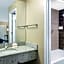 Super 8 by Wyndham Ellenton Bradenton Area