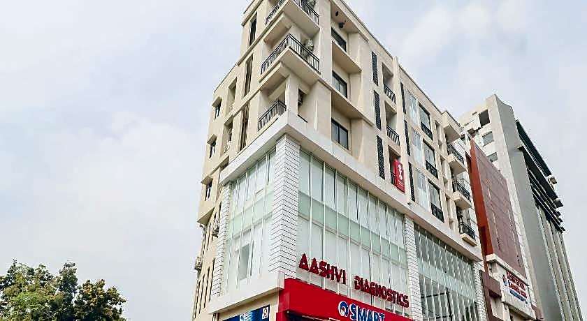 OYO 79480 Flagship HHH Skyline