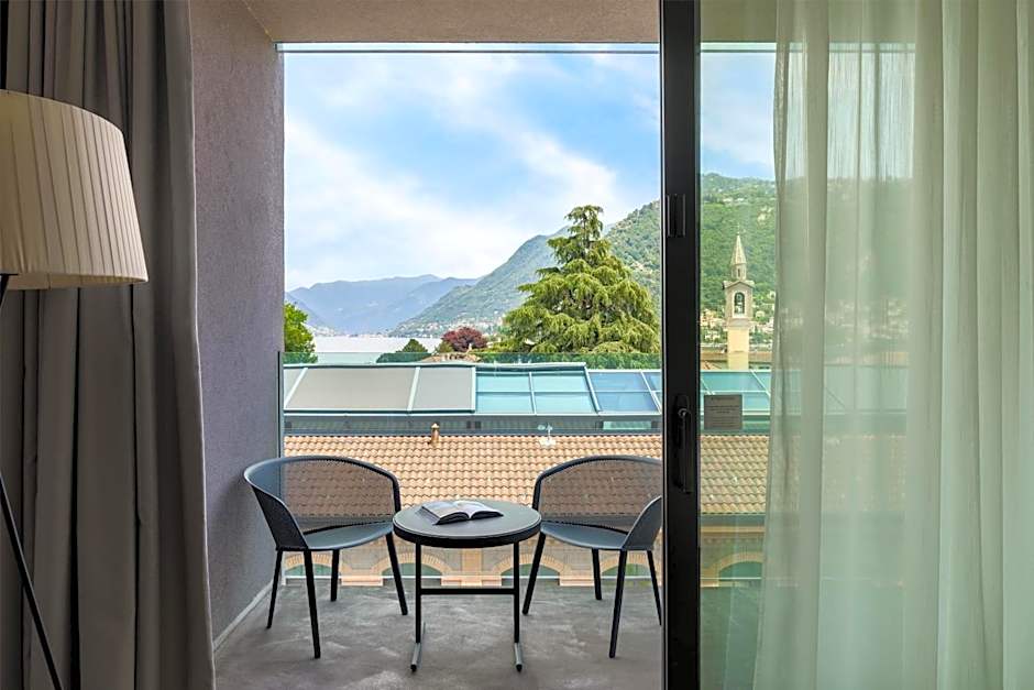Hilton Lake Como