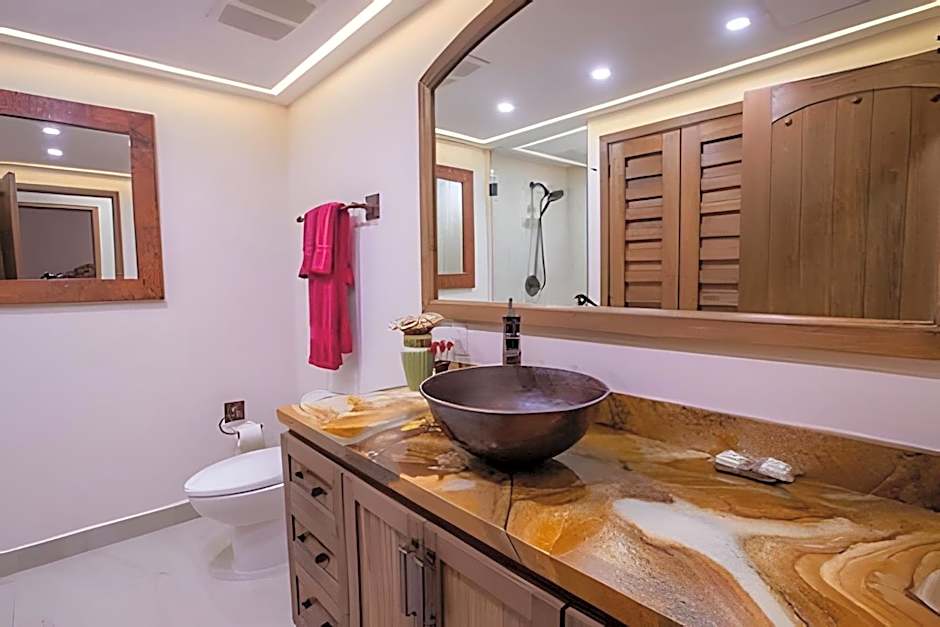 Grand Marina Villas