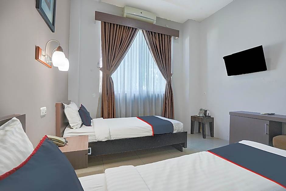 Townhouse Oak Padang near RTH Imam Bonjol