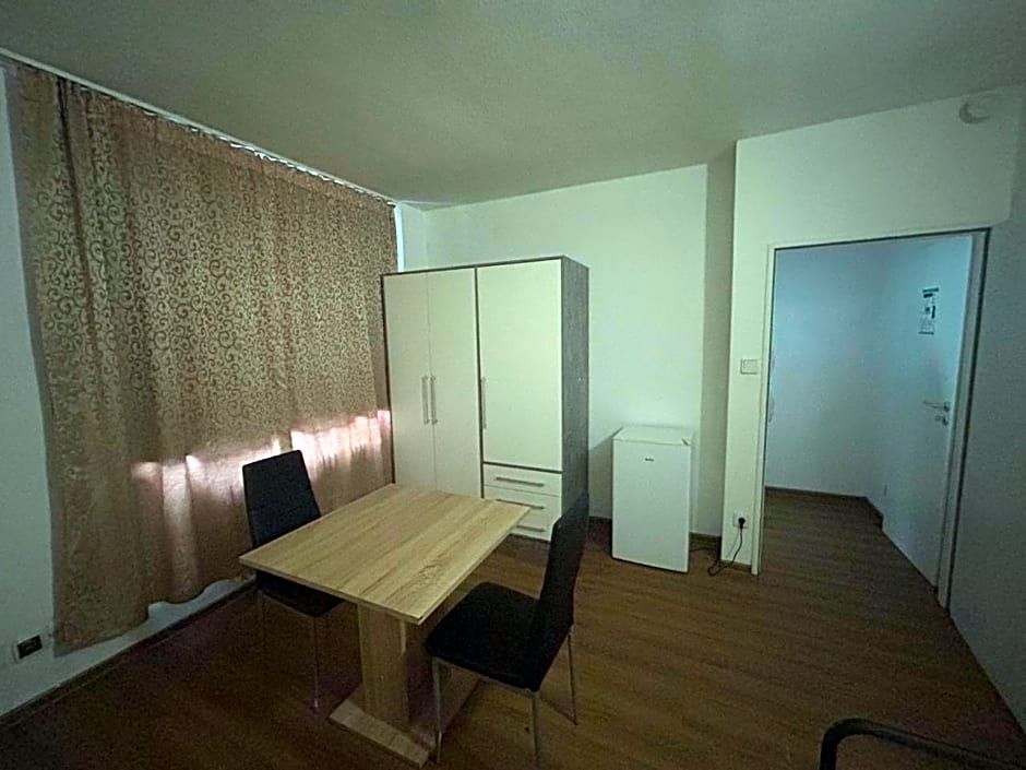 HOSTEL Bahnhof
