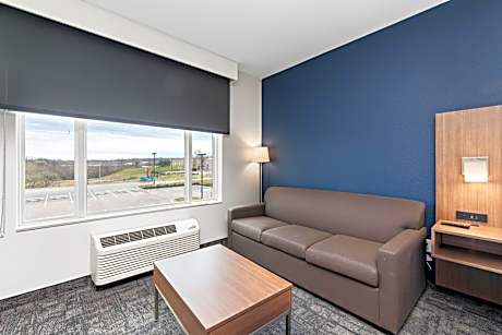 Queen Suite with Two Queen Beds