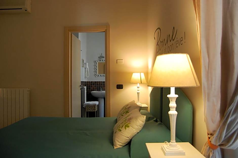 PortAtenea - Atenea Collection