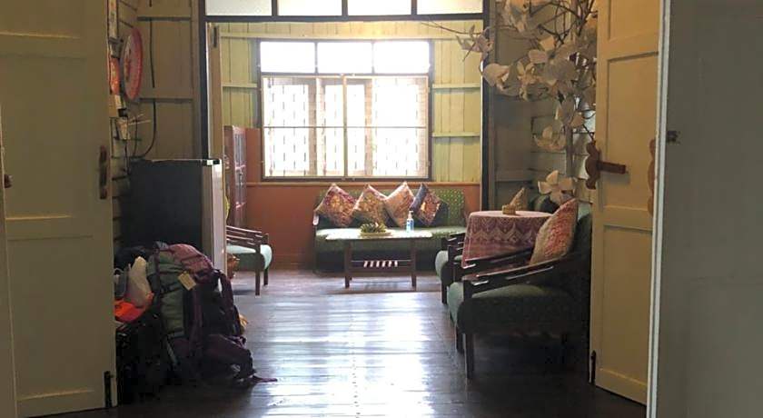 Baan Bua Guest House