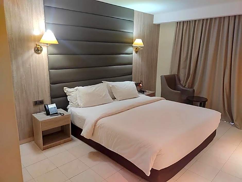Monty Suites Calabar