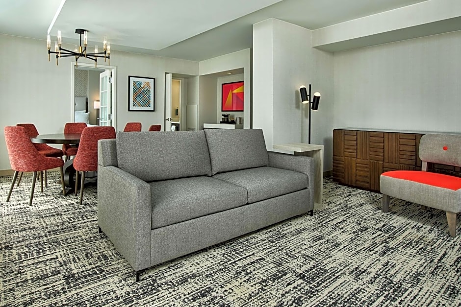 Hilton Kansas City Country Club Plaza