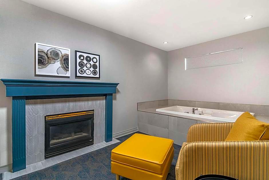 Clarion Hotel & Conference Centre