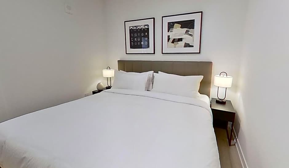 Level Long Beach - East Village